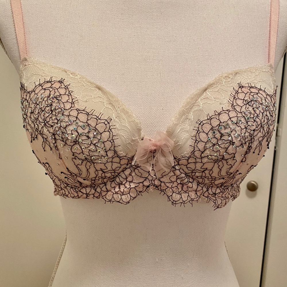 Victoria’s Secret sexy bra with crystals